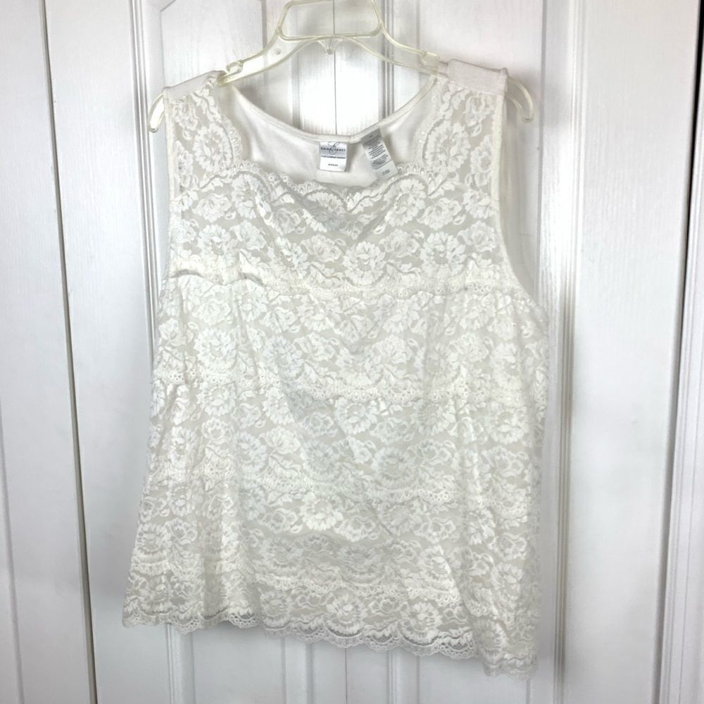 Emma James Lace Front Top
